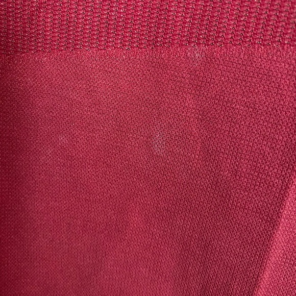 Lululemon short sleeve - Picture 4 of 4